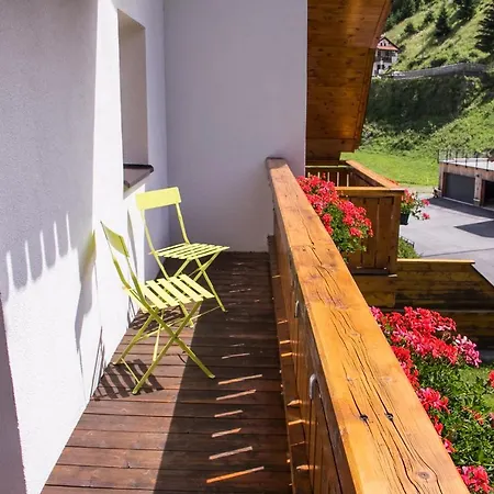 Pensjonat Haus Alpenkonig Nauders